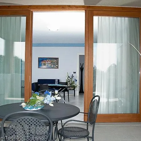 Della Reggia Lejlighedshotel 3*